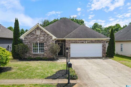 1032 Lexington Dr, MOODY, AL, 35004-3246 | Card Image