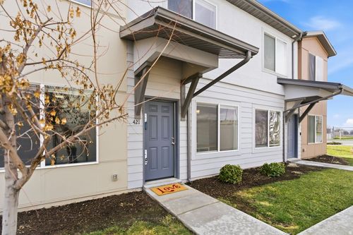 421 E Penny Ln, Clearfield, UT, 84015-2732 | Card Image