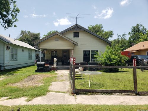 426 E Highland Blvd, San Antonio, TX, 78210 | Card Image