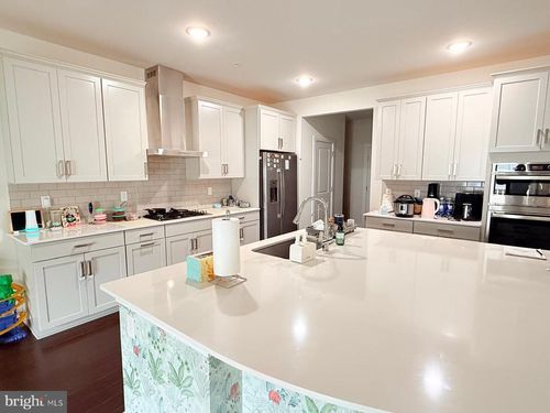 161 Livingston Ln, EXTON, PA, 19341-2807 | Card Image