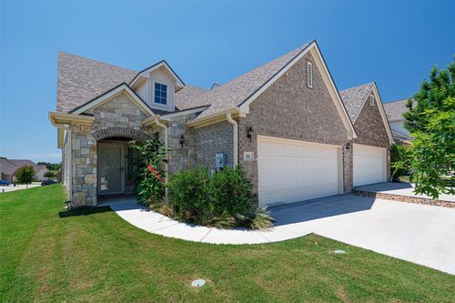 101 Legacy Blvd, Weatherford, TX, 76085-2617 | Card Image