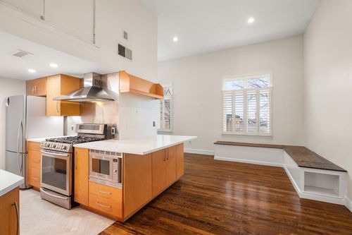 420-420 Medford St, Boston, MA, 02129-1429 | Card Image