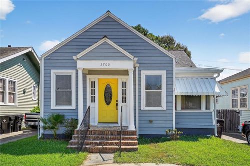 3705 Fairmont Dr, New Orleans, LA, 70122-4710 | Card Image
