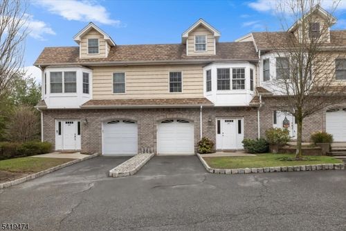 35 Bellows Ln, Towaco, NJ, 07082-1139 | Card Image