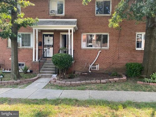 7970 Riggs Rd, HYATTSVILLE, MD, 20783-4402 | Card Image