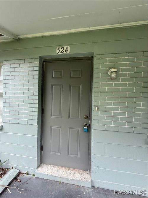 524 Ne Crystal St, Crystal River, FL, 34428-3634 | Card Image
