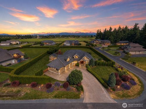 6818 Baker Ridge Dr, Lynden, WA, 98264-9067 | Card Image