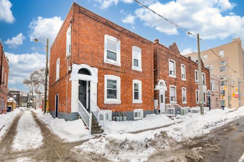 740 Lansdowne Ave, Toronto, ON, M6H3Y8 | Card Image