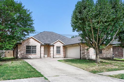 115 Autumn Trl, Red Oak, TX, 75154-4712 | Card Image