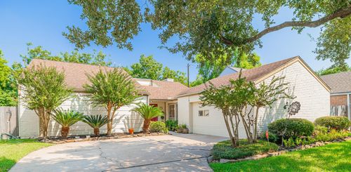12414 Rocky Knoll Dr, Houston, TX, 77077-5834 | Card Image