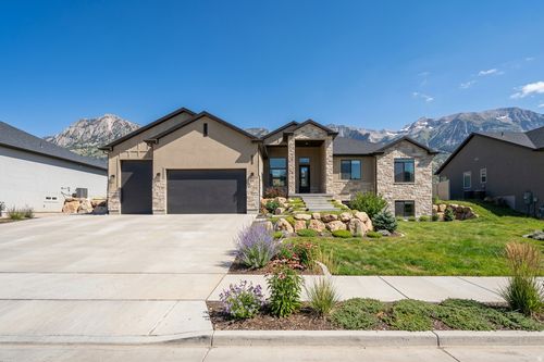 656 E Mountain Rd, North Ogden, UT, 84414-7514 | Card Image
