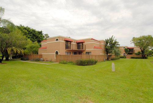 apt-a-8122 Severn Dr, Boca Raton, FL, 33433-8354 | Card Image
