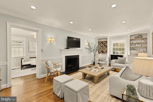 6038 Fort Hunt Rd, ALEXANDRIA, VA, 22307-1203 | Card Image