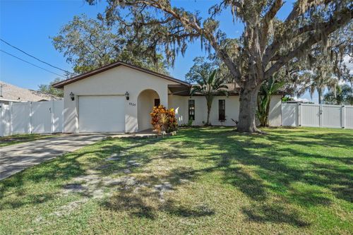 5525 Applegate Drive, Spring Hill, FL, 34606 | Card Image