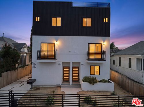 438 E 28th St, LOS ANGELES, CA, 90011-1532 | Card Image