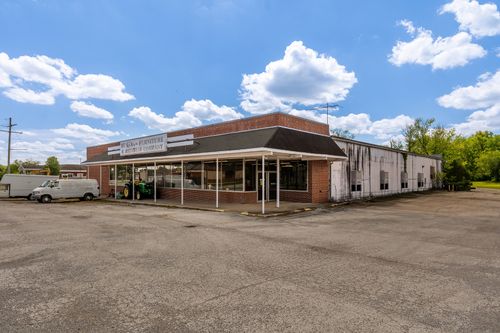 745 Sunset Avenue, Duquoin, IL, 62832 | Card Image