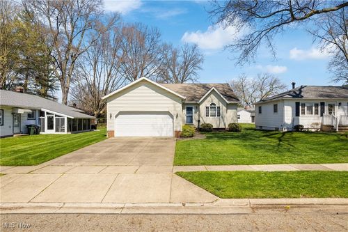 619 Alameda Avenue, Cuyahoga Falls, OH, 44221 | Card Image