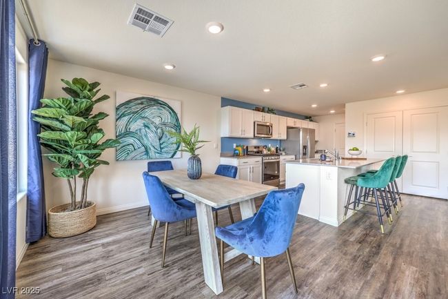 MODEL HOME/ Not actual home | Image 4