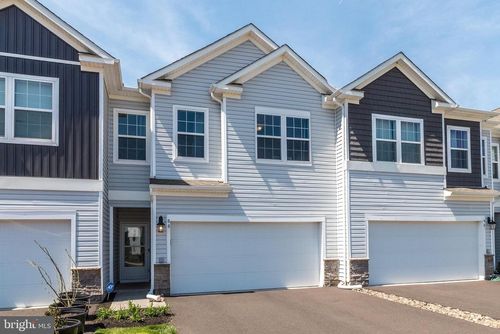 88 Fonthill Court, Quakertown, PA, 18951 | Card Image