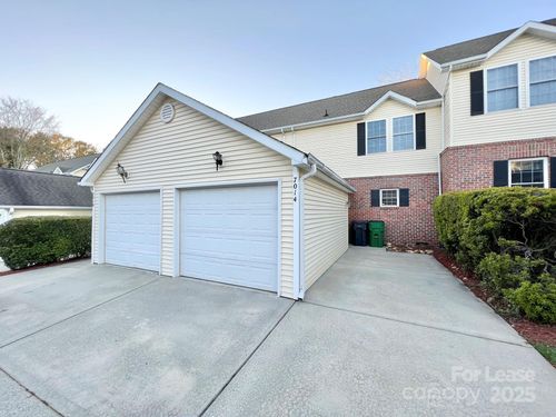 7014 Elm Hill Ct, Charlotte, NC, 28217-3500 | Card Image