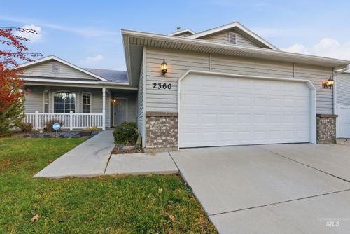 2360 N Grey Hawk Ave, Kuna, ID, 83634-3432 | Card Image