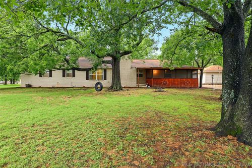 73645 Cyclone Cir, Wagoner, OK, 74467-3654 | Card Image