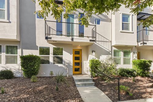 957 Jacobsen Ln, Davis, CA, 95616-1384 | Card Image