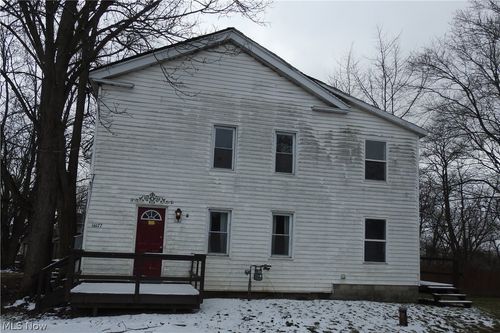 16177 Center St, Middlefield, OH, 44062-8761 | Card Image