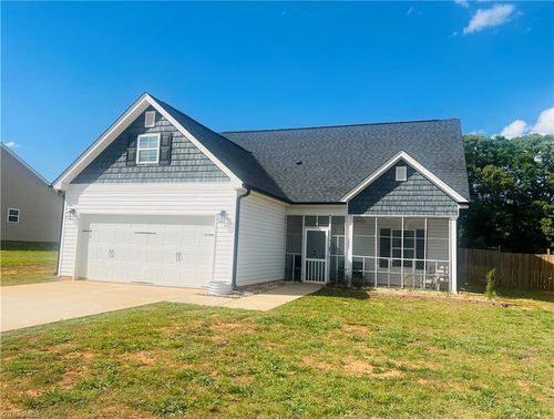 729 Deadmon Rd, Mocksville, NC, 27028-5145 | Card Image