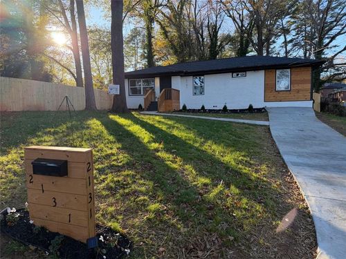 2131 Holly Hill Dr, Decatur, GA, 30032-5548 | Card Image