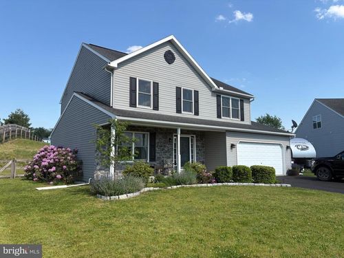 18 Albans Ct, Bernville, PA, 19506-8357 | Card Image