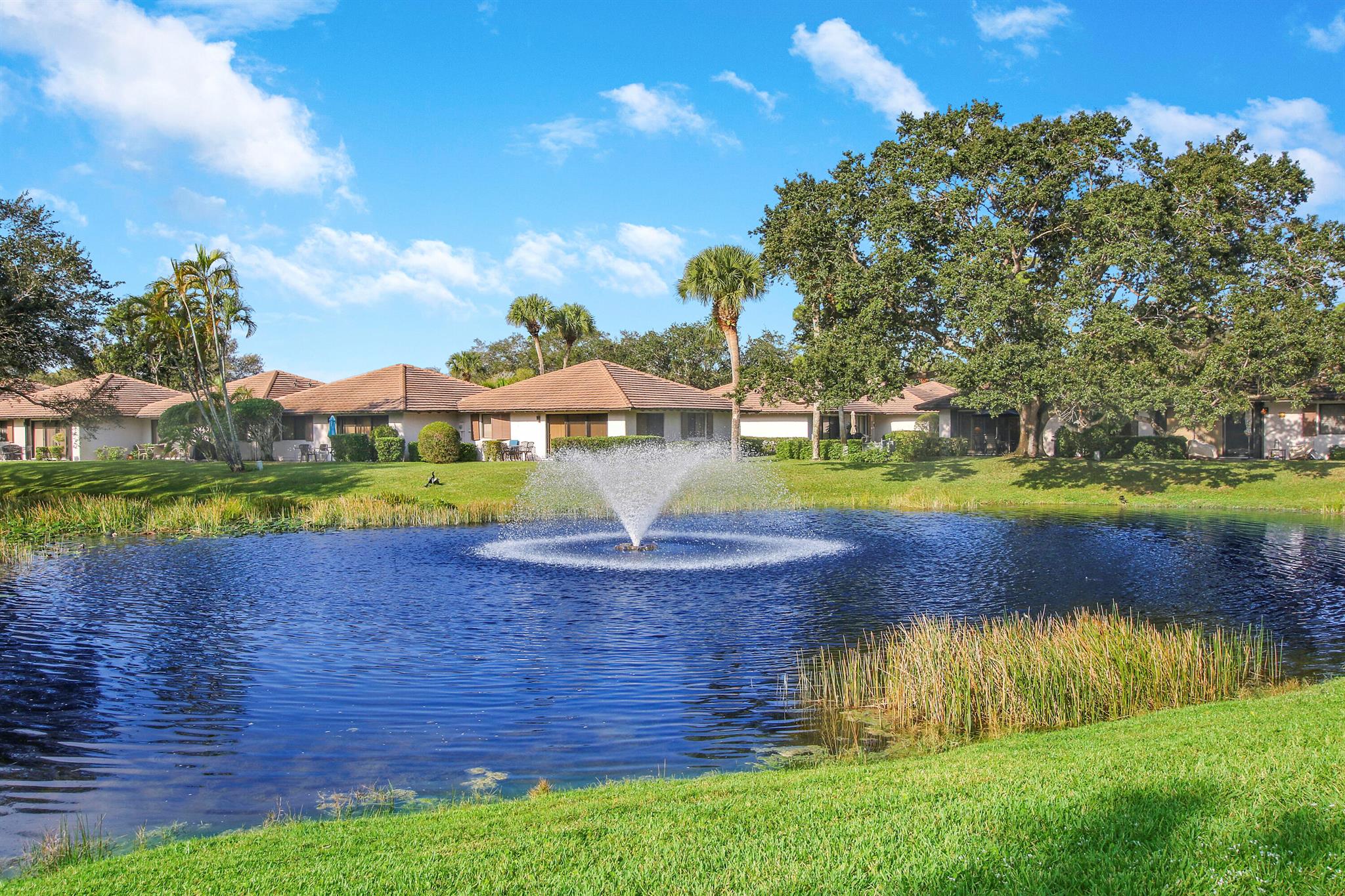 Club Dr, Palm Beach Gardens, FL 33418