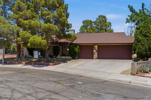 3188 Moonflower Drive, Las Vegas, NV, 89146 | Card Image
