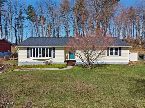 16 Denison Rd, Schenectady, NY, 12309-1910 | Card Image