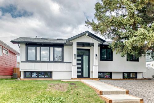 1115 Lake Wapta Road Se, Calgary, AB, T2J2P3 | Card Image