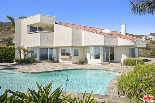 32215 Pacific Coast Hwy, MALIBU, CA, 90265-2529 | Card Image