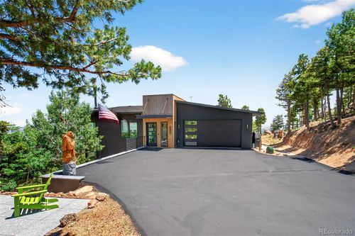 555 Sunrise Peak Rd, Manitou Springs, CO, 80829-2758 | Card Image