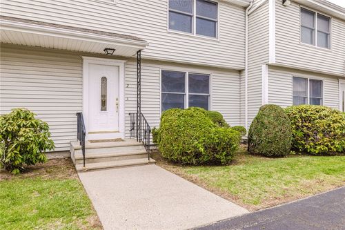 6-9 Morrill Ln, North Providence, RI, 02904-4976 | Card Image