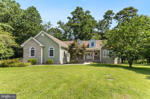 33015 Forest Knoll Dr, LAUREL, DE, 19956-4083 | Card Image