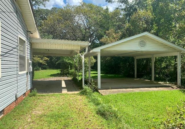 2 carports front | Image 7