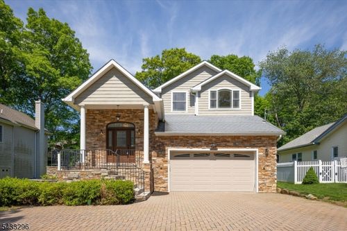 58 W Lake Shore Dr, Rockaway, NJ, 07866-1026 | Card Image