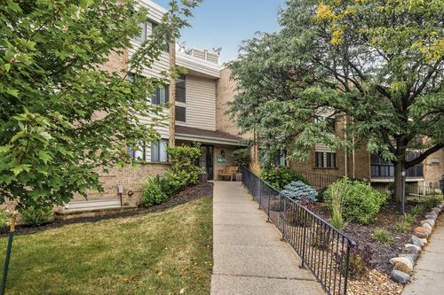 apt-217-1871 Silver Bell Rd, Eagan, MN, 55122-1186 | Card Image