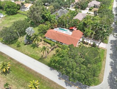 12350 Nw 27th St, House other with 5 bedrooms, 2 bathrooms and null parking in Plantation FL | Image 2