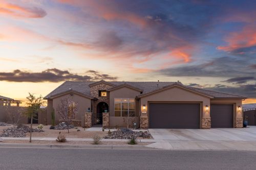 139 N Highland Pkwy, Washington, UT, 84780-3506 | Card Image