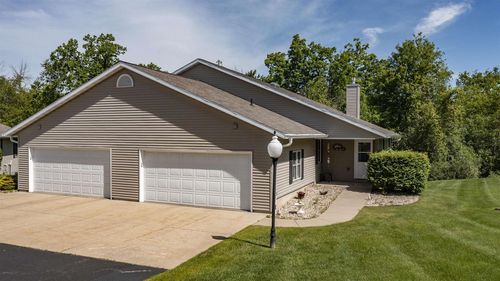 232 Prairie View Court, WAUPACA, WI, 54981 | Card Image