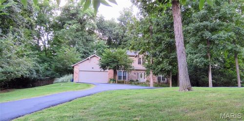 216 Spring Oaks Dr, Ballwin, MO, 63011-3836 | Card Image