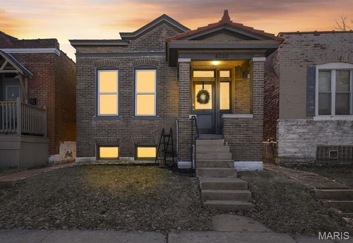 4250 Connecticut St, Saint Louis, MO, 63116-1904 | Card Image