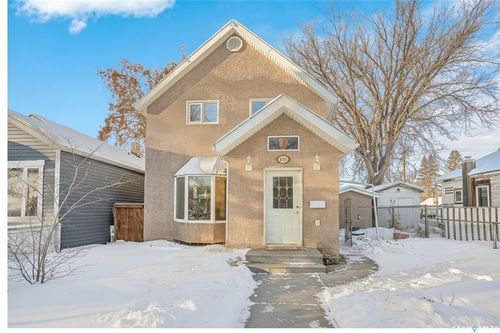 235 Av J N, Saskatoon, SK, S7L2J8 | Card Image
