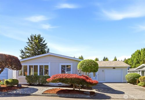24324 9th Ave W, Bothell, WA, 98021-8540 | Card Image
