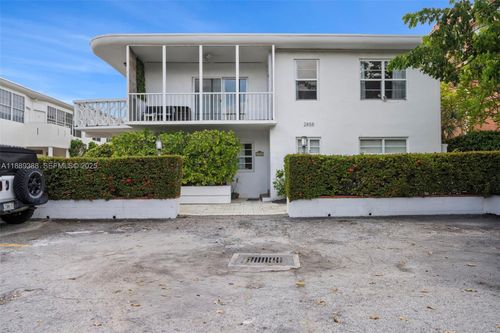apt-5-2858 Pine Tree Dr, Miami Beach, FL, 33140-4347 | Card Image
